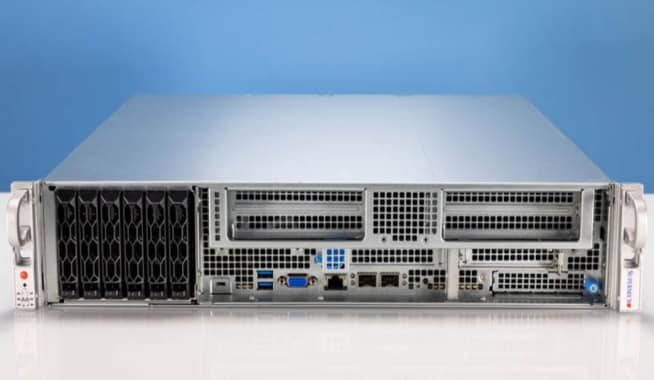 Vignette : Revue de produit - Supermicro ARS-210ME-FNR 2U Edge Ampere Altra Max Arm Server Review